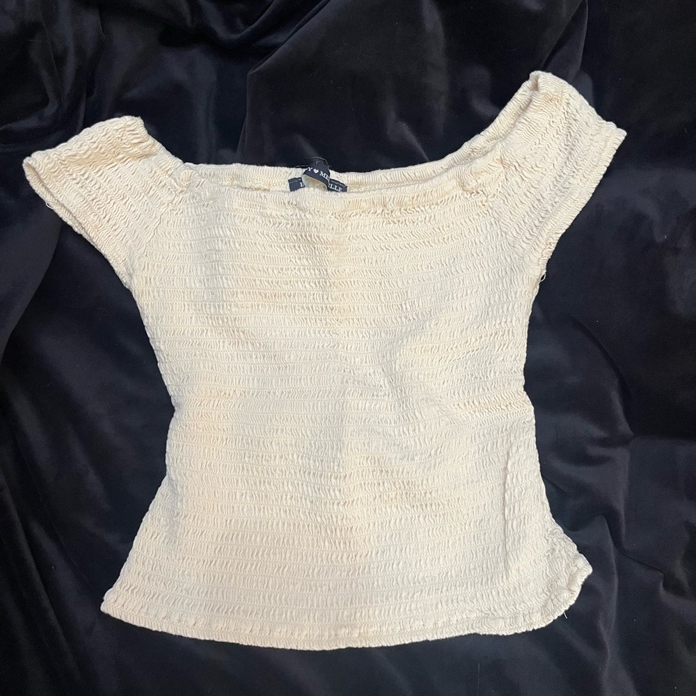 Brandy Melville off shoulder smocked top